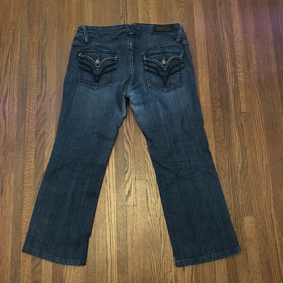 Vigoss Collection Bootcut Jeans. Womens Size 13/14 (32). GUC - Picture 7 of 10